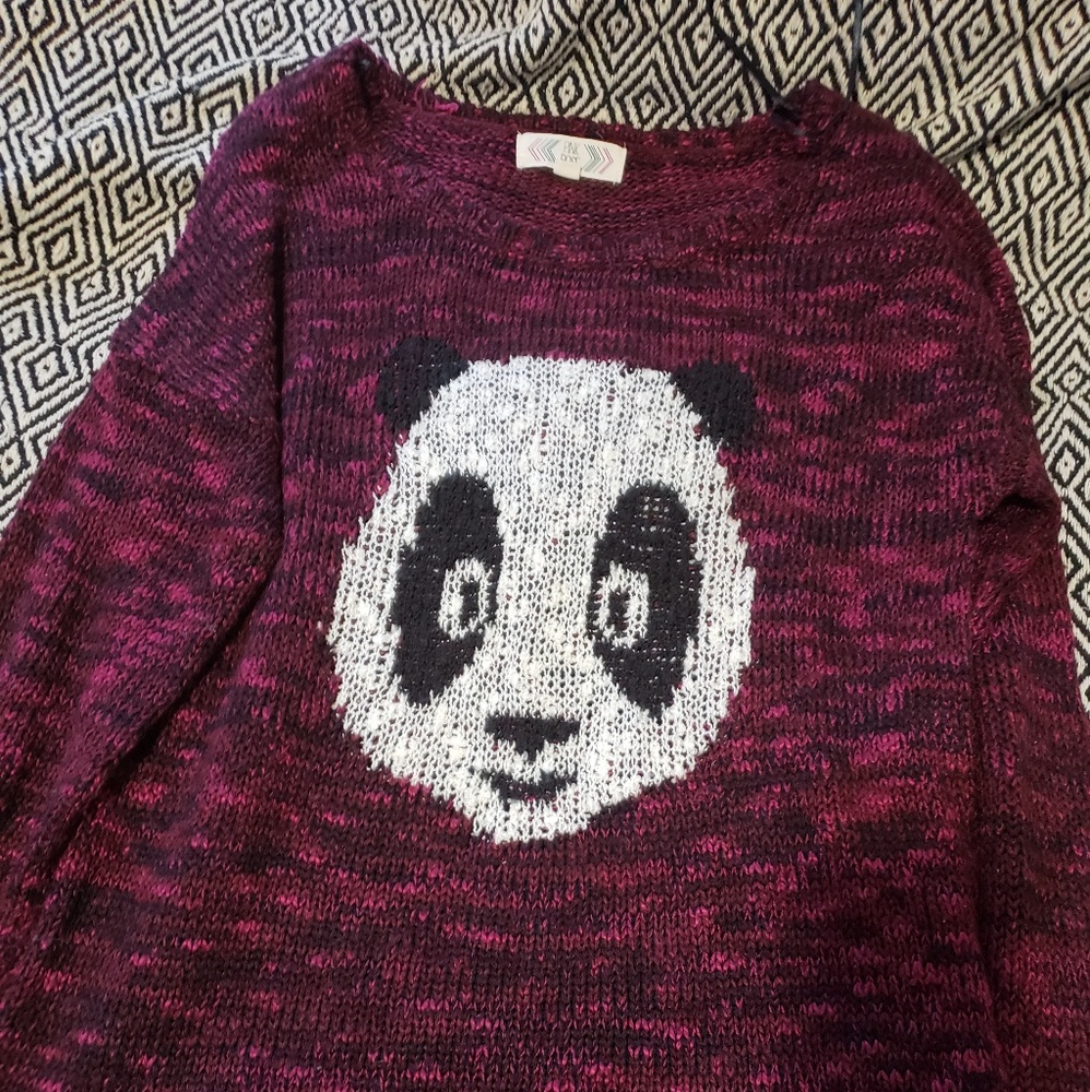 Panda sweater - Picture 2 of 3